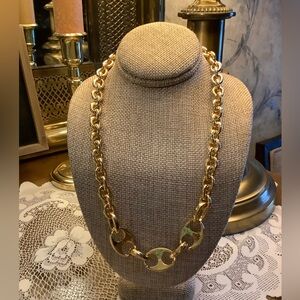 Elegant Gold Chain Necklace